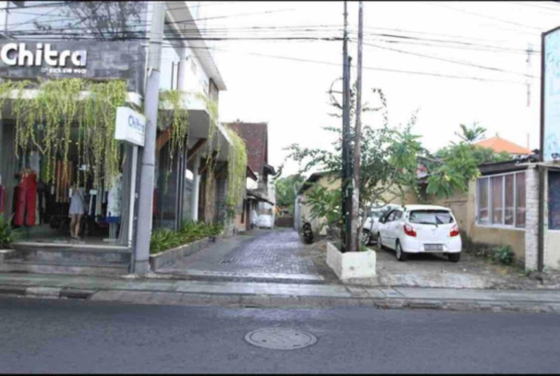 Legian Pili Pili Homestay 6 מראה חיצוני תמונה