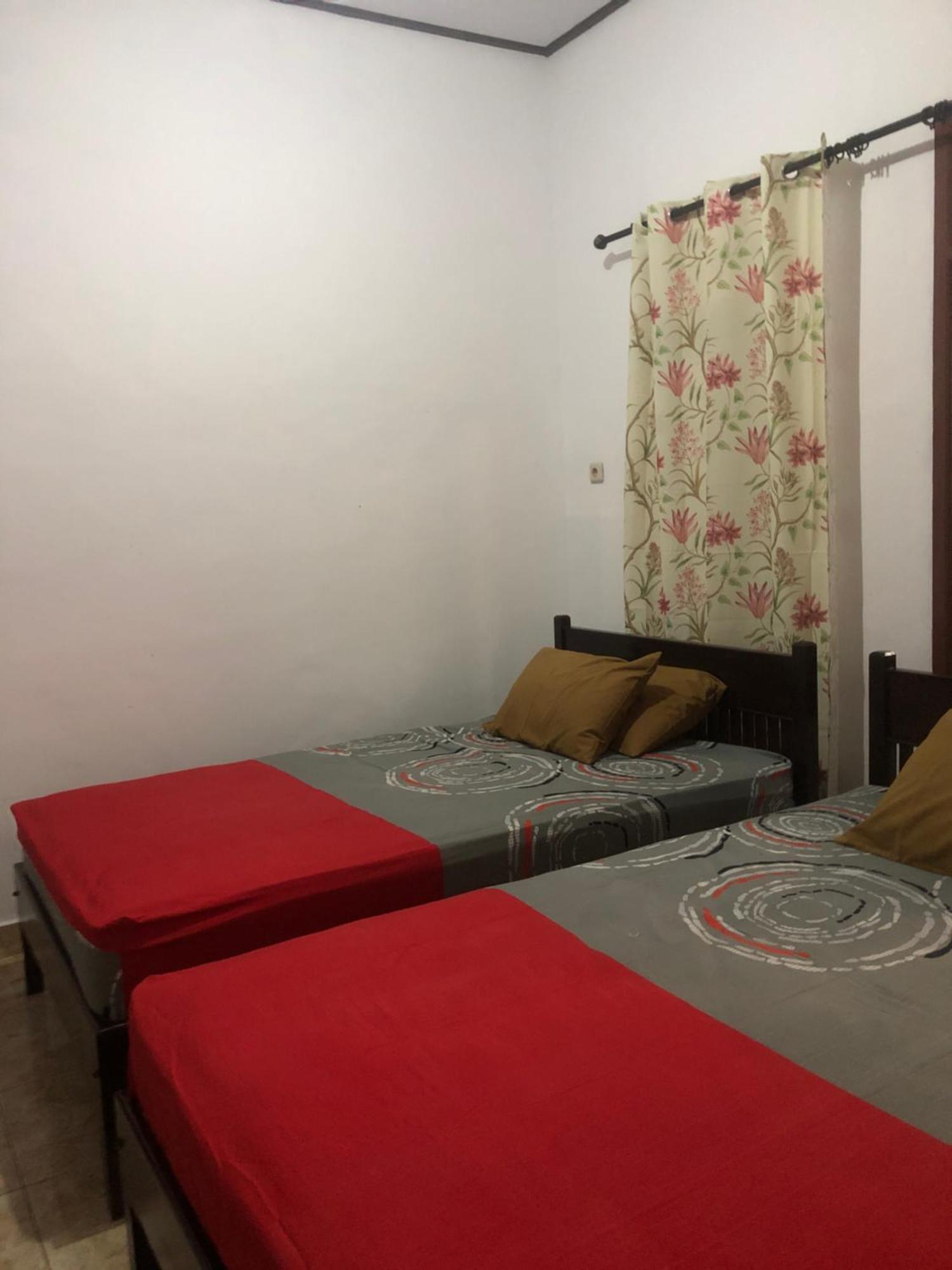 Legian Pili Pili Homestay 6 מראה חיצוני תמונה